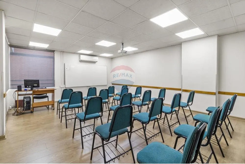 Edificio Corporativo Premium 1.177 M²