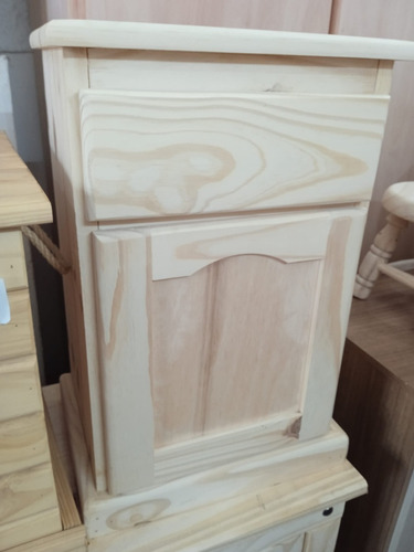 Mesa De Luz De Madera 1 Cajón Y Puerta