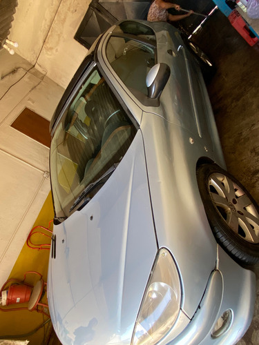 Peugeot 206 1.6 Xs Premium