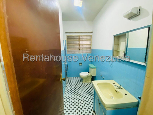 Alquiler De Casa Comercial \ Los Palos Grandes Mg 5-14860