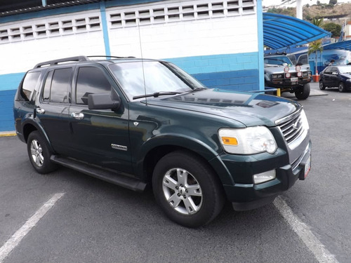 Imagen 2 de 9 de Ford Explorer
