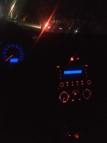 Volkswagen Polo 2003 1.6 5p
