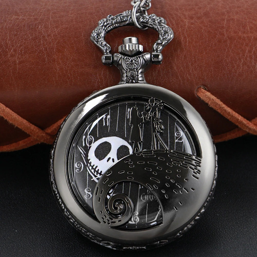 Imagen 2 de 5 de Reloj Collar Análogo Jack Skellington - Extraño Mundo Jack