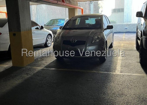 Paseo Vip Vende Lujoso Apto Actualizado Urb. Los Naranjos - El Cafetal
