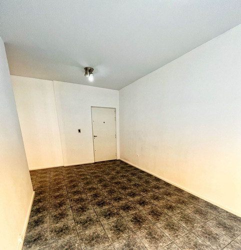 Imagen 3 de 21 de Venta 3 Ambientes Balvanera