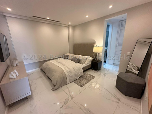 Apartamento En Venta Lomas De La Alameda Vgi