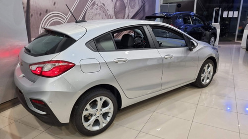 Imagen 22 de 25 de Chevrolet Cruze 5 Puerta Lt At Jp