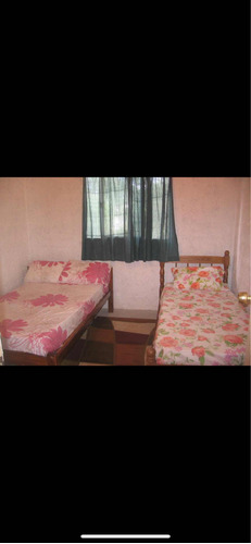 Casa Cabaña Con 2 Dormitorios, 1 Baño Y Living Comedor