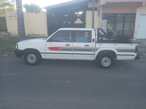 Mazda B2500 2.5 B 2500 D/cab 4x2 D Dx