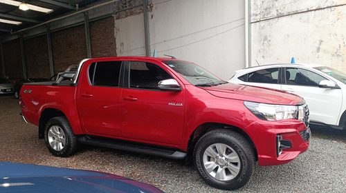Toyota Hilux Pick-Up 2.8 Cd Srv 177cv 4x4
