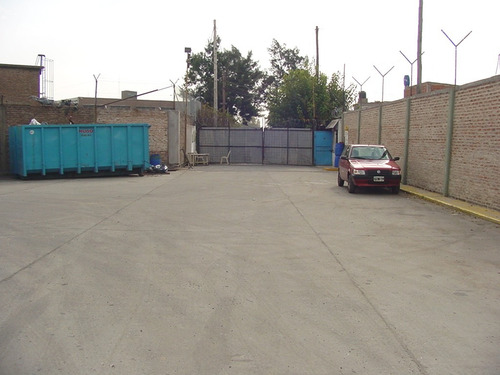 Galpon En Venta De 13.500 M2 Totales De Los Cuales 7.120 M2 Son Cubiertos - Parque Industrial De Lanus