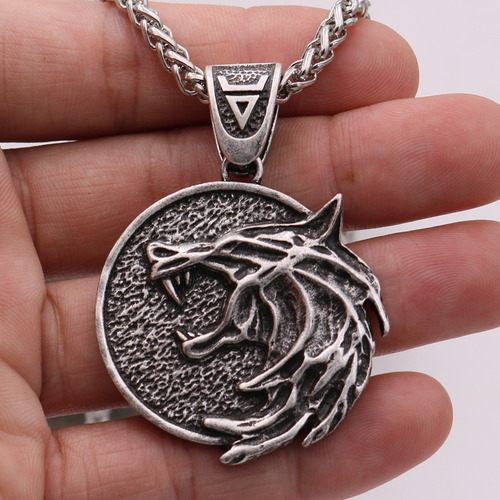 Collar Con Forma De Cabeza De Lobo Witcher 3 Con Colgante Hi