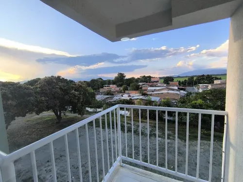 Apartamento En Conjunto Por Estrenar, Totalmente Enchapado,