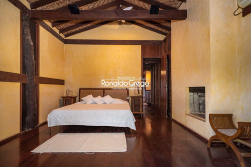 Casa Á Venda Com 3 Dorms, São Sebastião - R$ 4.5 Mi - V1874