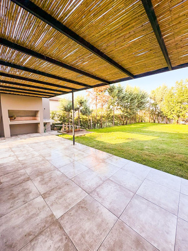 Vendo Casa A Estrenar Chacras -apta Crédito