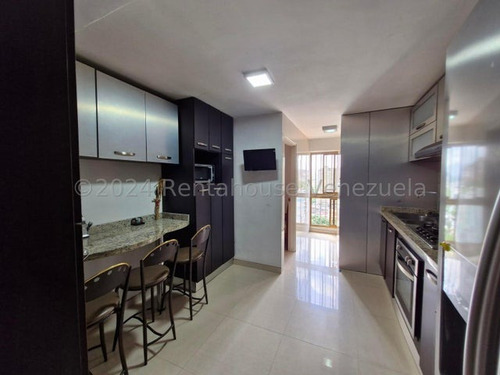Apartamento En Venta El Paraíso 24-28717