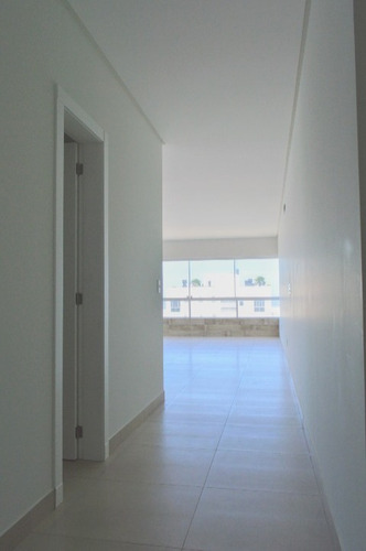 Imagem 2 de 19 de Apartamento À Venda Em Capão Da Canoa - Ap03599 - 33289850