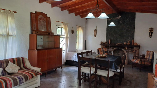 Casa En Venta Con Escritura Inmediata- Villa Parque Sicardi