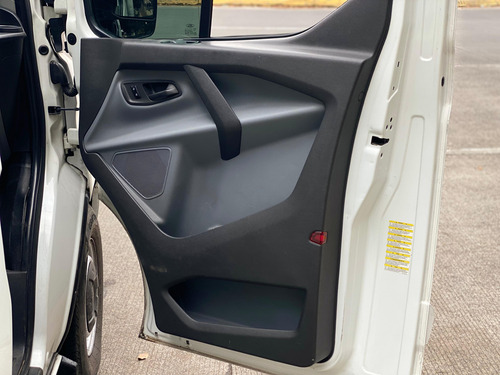 Ford Transit 2.2 Van Larga Techo Alto Aa Custom Mt