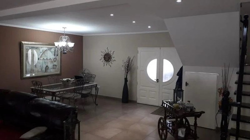 Imagen 9 de 28 de Imponente Casa Con Quincho Y Piscina En Venta - Barrio Privado Malibu - Canning