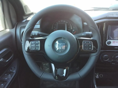 Imagen 9 de 17 de Fiat Strada Volcano Financiado 1.3 8v Cd 0km 2023 2-