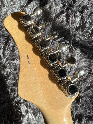 Imagem 7 de 10 de Guitarra Em Estado Da Arte! Tagima Série Brazil T-805