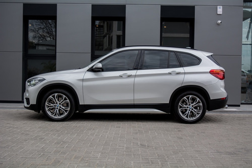 Imagen 2 de 18 de Bmw X1 20 I Sdrive Sport Line