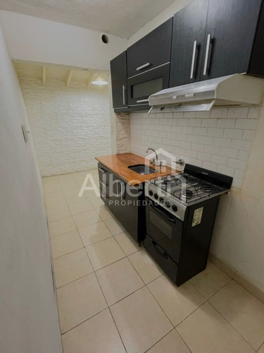 Venta Dúplex 2 Ambientes En Haedo.
