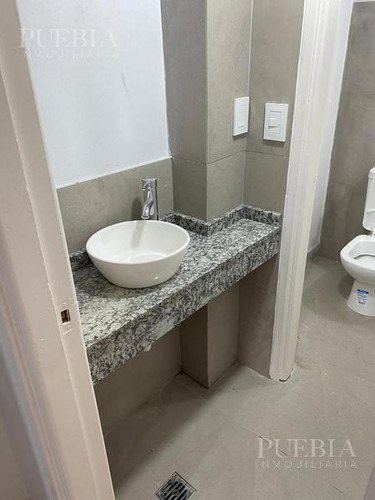 Imagen 10 de 16 de Alquiler De Oficina - Parque Patricios