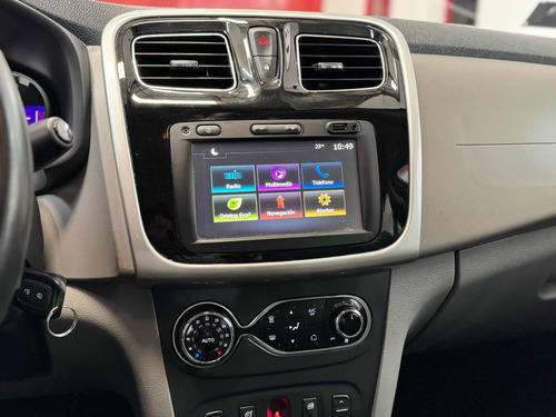 Renault Logan 1.6 Privilege Plus 105cv
