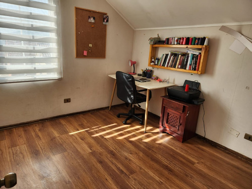 Casa Tres Pisos Amplios Espacios Buenaventura Quilicura.