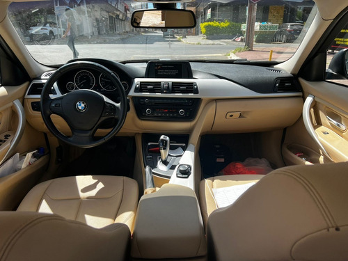 Imagem 8 de 14 de Bmw 320i - 2013/2014 2.0 16v Turbo Active Flex