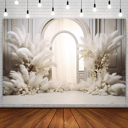 Elegante Fondo De Hierba Pabbo Bohemio Con Arco Blanco, Boda