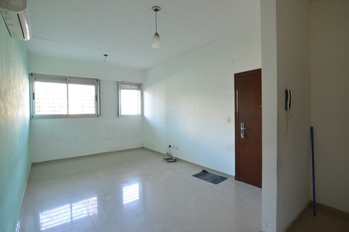 Imagen 4 de 22 de Ph T/casa Frente Con Patio Y Parrilla 2 Ambientes