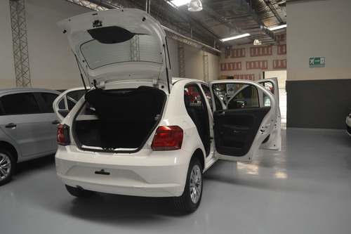 Volkswagen Nuevo Gol Trendline Manual 5p // Pestelli