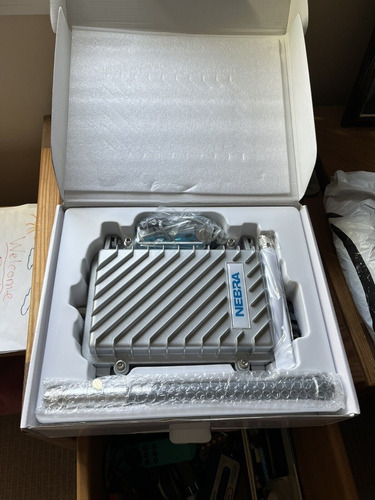 Nebra Outdoor Hnt Helium Miner + 4g Cell Kit! Us 915mhz Hots