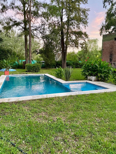 El Maestro 3300, La Reja/ Quinta 4 Amb / Pileta/ Lote 1800m2/ 350m2 Cub / U$s 60.000 Oportunidad5