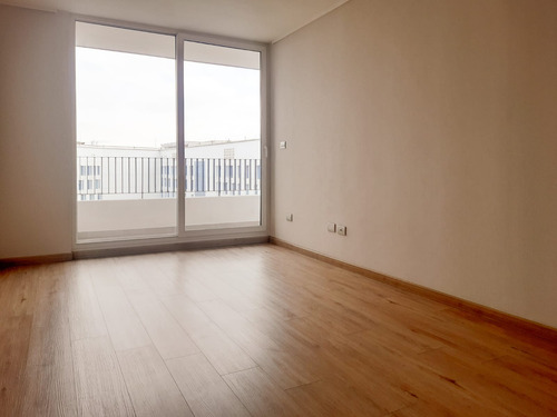 Ref:73576** Vive Cómodo En Macul A Pasos De Metro Y C. Bupa