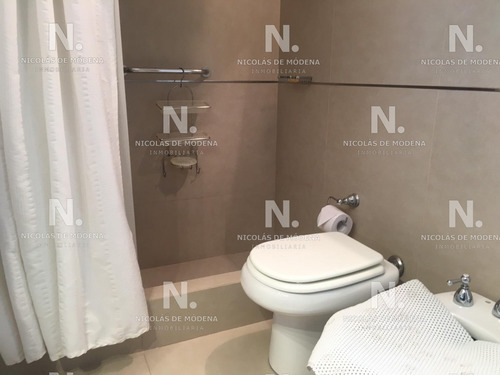 Departamento De 3 Dormitorios En Tiburón 1, Punta Del Este- Ref: 1669