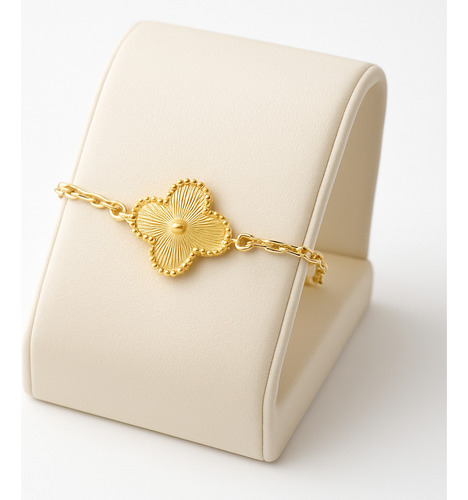 Pulseira Feminina Dourada Com Pingente Flor De Trevo 4 Folha
