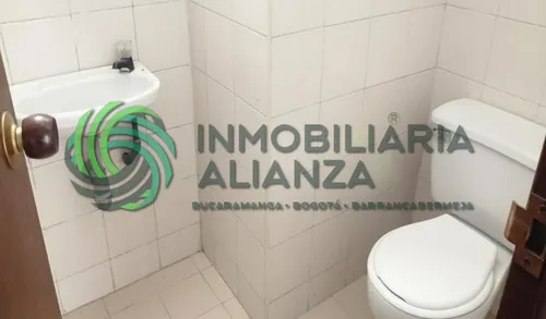Oficina En Arriendo En Centro. Cod A3348