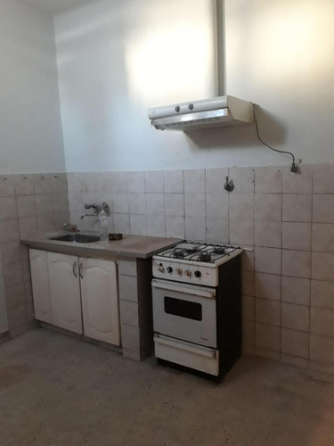 Imagen 8 de 9 de Casa En Excelente Ubicacion!!!