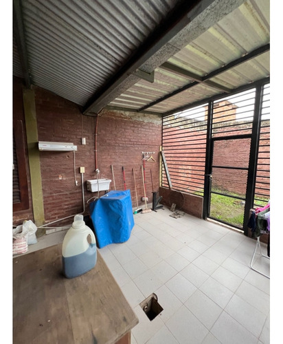 Impecable Casa De 3 Dormitorios A Metros De Asfalto