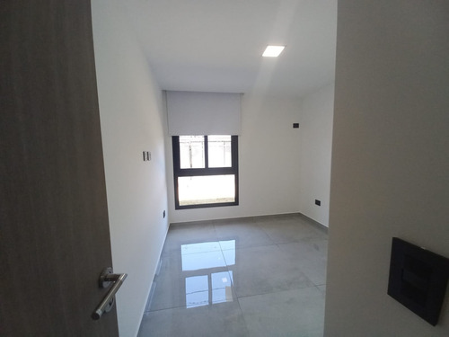Se Vende Depto De 2 Dormitorios A Estrenar Edificio Egeo