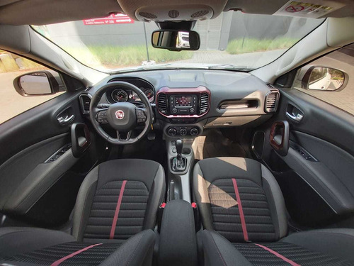 Fiat Toro - 2017 1.8 16v Evo Flex Freedom Open Edition Plus