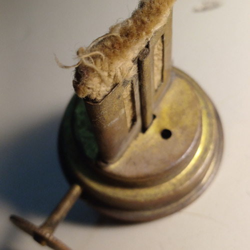 Antiguo Mechero De Farol Nautico (Usado)