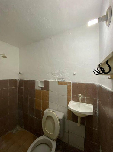 Imagem 13 de 21 de Casa Para Alugar, 80 M² Por R$ 850,00/mês - Varjota - Fortaleza/ce - Ca0269