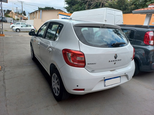 Imagem 6 de 7 de Renault Sandero 1.6 Expression 8v Flex 4p Manual