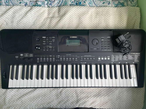 Vendo Teclado Yamaha Psr E463, Retiro En Ñuñoa