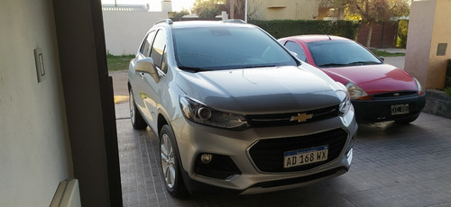 Imagen 3 de 15 de Chevrolet Tracker Premier 2018